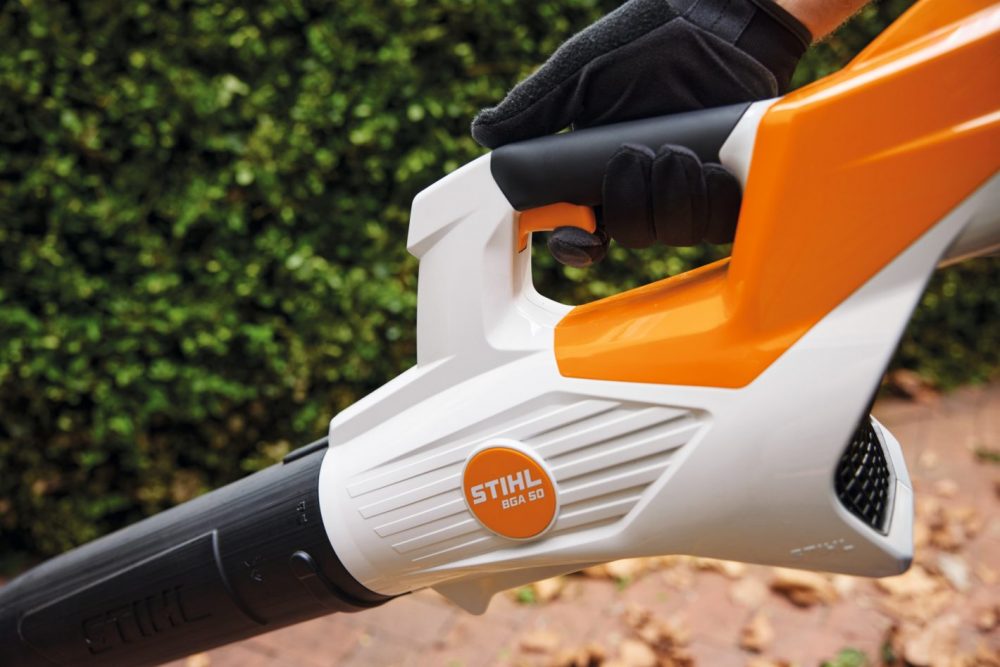 Soffiatore a batteria Stihl BGA50 solo corpo macchina Benvenuto Autunno Memigavi.it